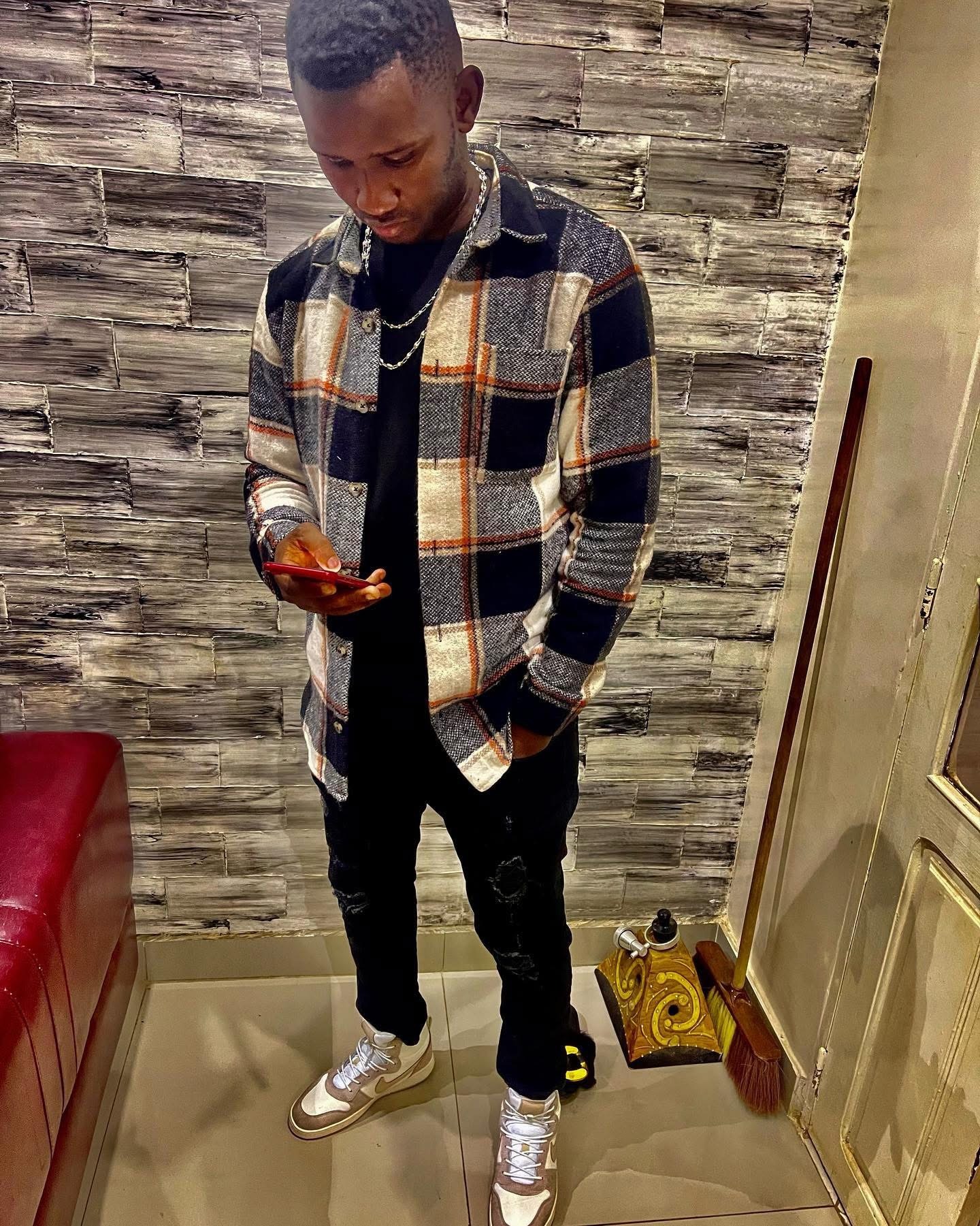 Lonis - Lubbeek - Brabant flamand | Rencontre Trans